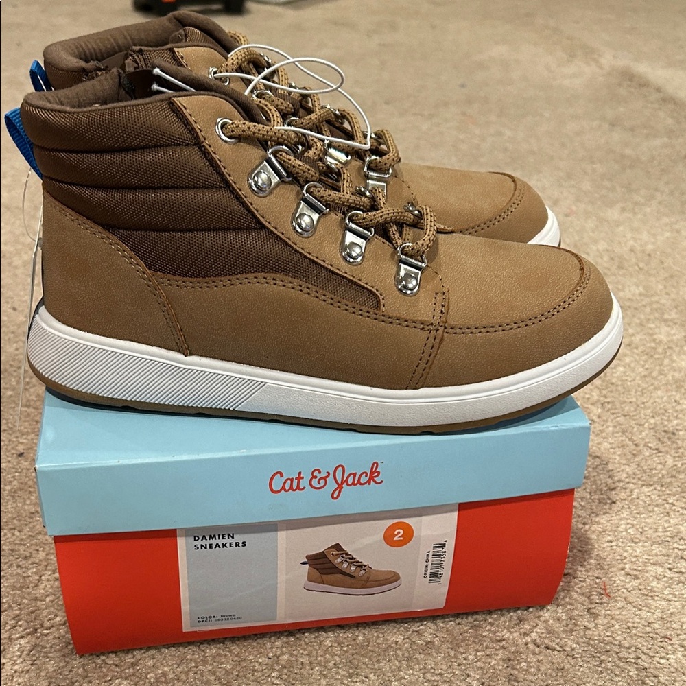 NWT-Cat & Jack Tan Kids Damien Sneakers